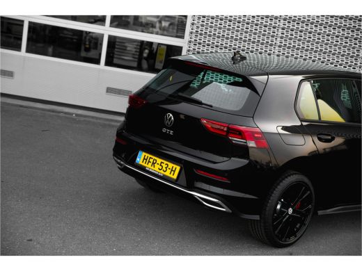 Volkswagen Golf 1.4 TSI eHybrid 180 kW/245 pk ActivLease financial lease