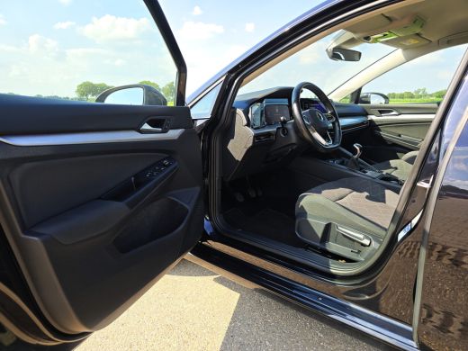 Volkswagen Golf 1.5 TSI - 130 Pk - Euro 6 - Navi - ActivLease financial lease
