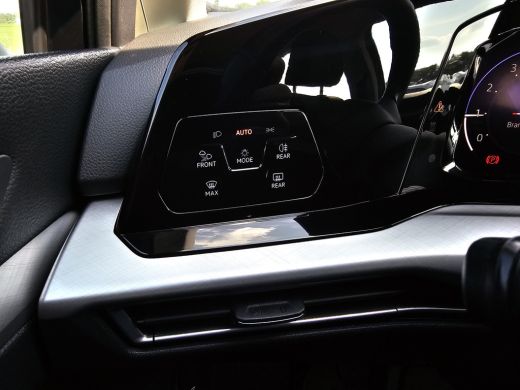 Volkswagen Golf 1.5 TSI - 130 Pk - Euro 6 - Navi - ActivLease financial lease