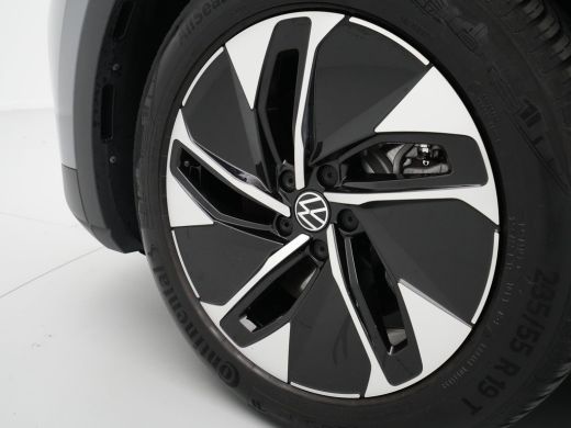 Volkswagen ID.4 Pro 77 kWh Private Lease 600,- pm obv 10.000km/48mnd 132 ActivLease financial lease
