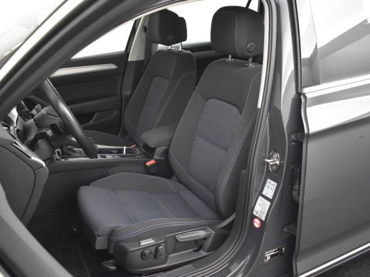 Volkswagen Passat Variant 1.4 TSI PHEV GTE Business 218pk | Adaptief cruise control | Navigatie | Led koplampen | D... ActivLease financial lease
