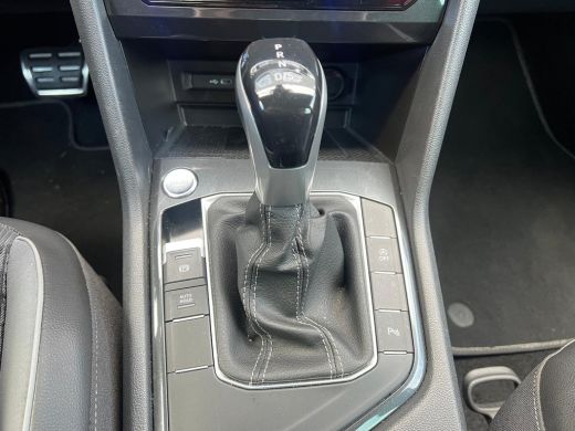 Volkswagen Tiguan 1.5 TSI 150 pk R-Line Business 7-DSG | Trekhaak elektrisch uitklapbaar | Achteruitrijcamera | Cru... ActivLease financial lease