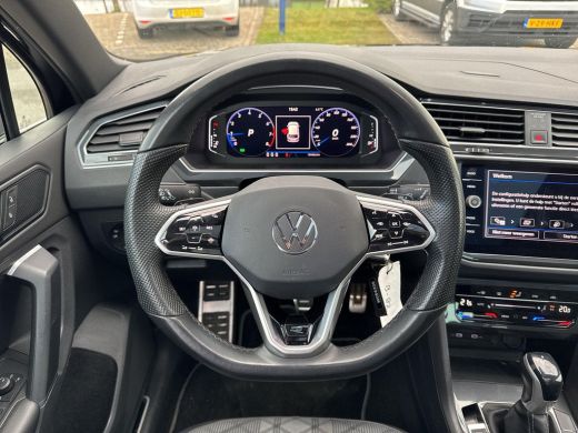 Volkswagen Tiguan 1.5 TSI R-Line | 150 Pk | Pano dak | Trekhaak | Navi | Clima | Virtual Dash | ActivLease financial lease
