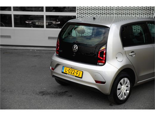 Volkswagen up! 1.0 | Cruise Controle | Camera | Climatronic | PDC ActivLease financial lease