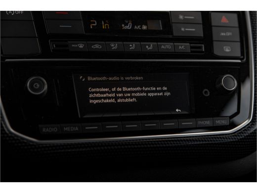 Volkswagen up! 1.0 | Cruise Controle | Camera | Climatronic | PDC ActivLease financial lease