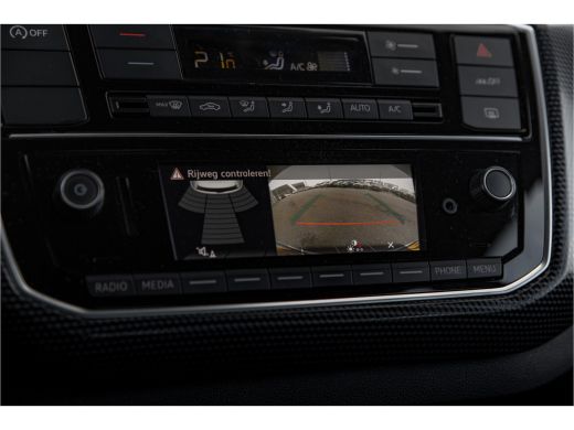 Volkswagen up! 1.0 | Cruise Controle | Camera | Climatronic | PDC ActivLease financial lease