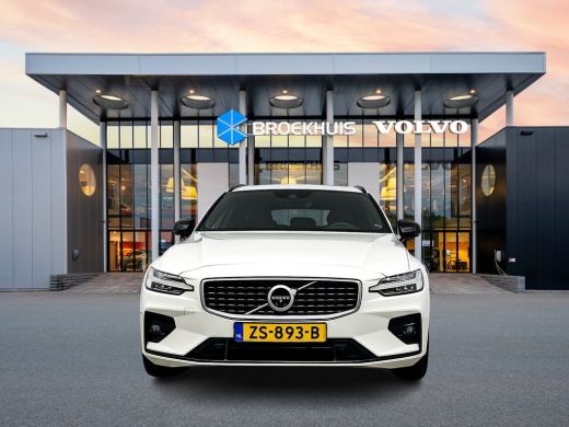 Volvo  V60 T4 R-Design | 19" | Panoramadak | Head-up | 360 Camera | Harman Kardon | Adaptieve cruise | BLIS ... ActivLease financial lease