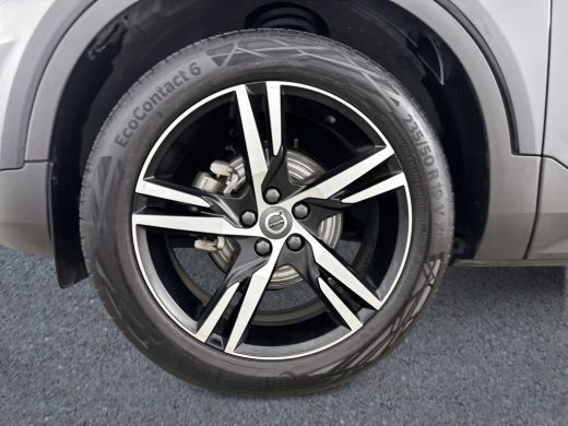 Volvo  XC40 T2 A/T R-Design | 19" | Harman Kardon | Leder/Nubuck | Adaptieve cruise | BLIS | Parkeercamera | ... ActivLease financial lease