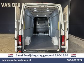 Volkswagen Crafter 2.0 TDI 141pk L4H3 L3H2 Euro6 Airco | Camera | Apple Carplay | Android Auto | Parkeersensoren Bij...