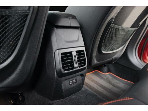 BMW 1-serie 118i F40 Executive Edition Sport-Line | Automaat | 1e eigenaar | NL auto | BTW auto | LED | DAB | Camera | Carplay | 17 inch | Sportstuur | Cruise-control | Climate-control | Navi | ➡️ ActivLease financial lease