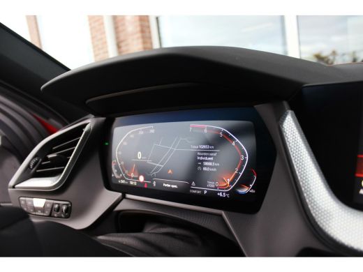 BMW 1-serie 118i F40 Executive Edition Sport-Line | Automaat | 1e eigenaar | NL auto | BTW auto | LED | DAB | Camera | Carplay | 17 inch | Sportstuur | Cruise-control | Climate-control | Navi | ➡️ ActivLease financial lease