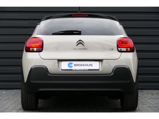 Citroën C3 1.2 PURETECH 82PK 5-DRS SHINE + / NAVI / LED / CLIMA / PDC / 17" LMV / CAMERA / KEYLESS / WINTERP... ActivLease financial lease