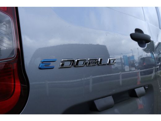 Fiat E-Doblò 136 L1 50 kWh | Airco | Buitenspiegels verwarmbaar | Cruise control ActivLease financial lease