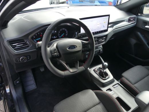 Ford Focus Wagon 1.0 EcoBoost Hybrid 125PK ST Line | STOEL+STUUR+VOORRUITVERWARMING | NAVI | ActivLease financial lease