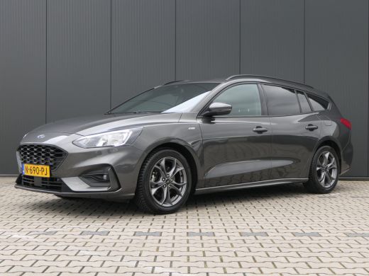 Ford FOCUS Wagon Ford 1.0 EcoBoost Hybrid ST Line | Winterpack | Camera | Keyless | LED | DAB | Climate Control