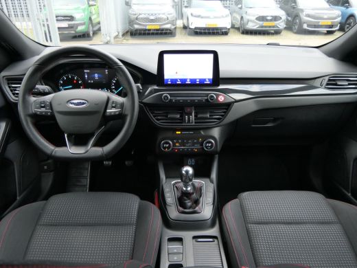 Ford FOCUS Wagon Ford 1.0 EcoBoost Hybrid ST Line | Winterpack | Camera | Keyless | LED | DAB | Climate Control ActivLease financial lease