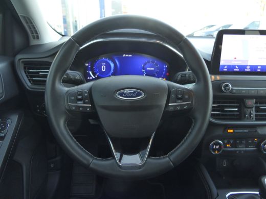 Ford FOCUS Wagon Ford 1.0 EcoBoost Hybrid Titanium X | 17 Inch | Elektrische Achterklep | Camera | Privacy Glass |... ActivLease financial lease