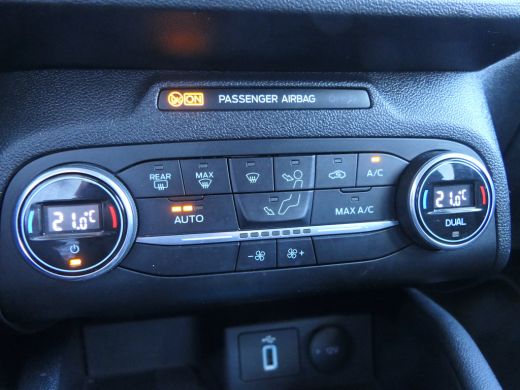Ford FOCUS Wagon Ford 1.0 EcoBoost Hybrid Titanium X | 17 Inch | Elektrische Achterklep | Camera | Privacy Glass |... ActivLease financial lease