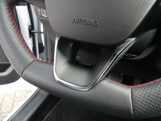 Ford Kuga 2.5 PHEV 225PK ST-Line | TREKHAAK | NAVI | PARKEERSENSOREN | CAMERA | 18'' LMV | ActivLease financial lease
