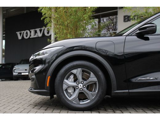Ford Mustang Mach-E Ford 98kWh Ext. Range RWD Technology Pack Plus ActivLease financial lease