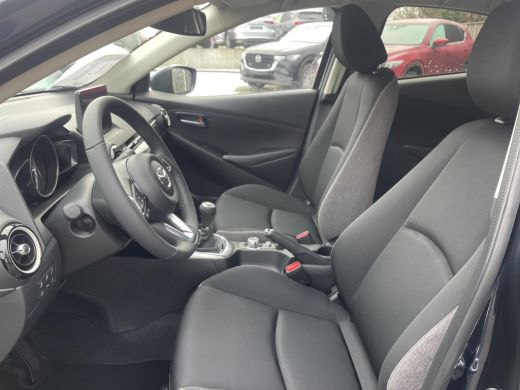 Mazda 2 1.5 e-SkyActiv-G 90 Exclusive-Line | NIEUWE AUTO | Climate control | Achteruitrij camera | LM vel... ActivLease financial lease