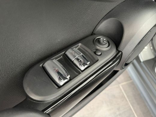 Mini Cabrio 1.5 Cooper Business Edition | Airco | Cruise control | Carplay | Leder | Alarm | DAB | LED | | Ai... ActivLease financial lease