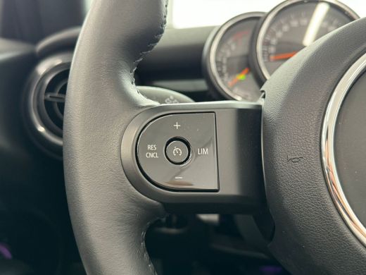 Mini Cabrio 1.5 Cooper Business Edition | Airco | Cruise control | Carplay | Leder | Alarm | DAB | LED | | Ai... ActivLease financial lease