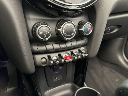 Mini Cabrio 1.5 Cooper Business Edition | Airco | Cruise control | Carplay | Leder | Alarm | DAB | LED | | Ai... ActivLease financial lease