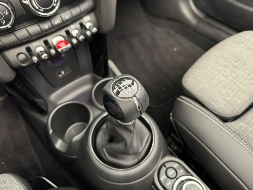 Mini Cabrio 1.5 Cooper Business Edition | Airco | Cruise control | Carplay | Leder | Alarm | DAB | LED | | Ai... ActivLease financial lease