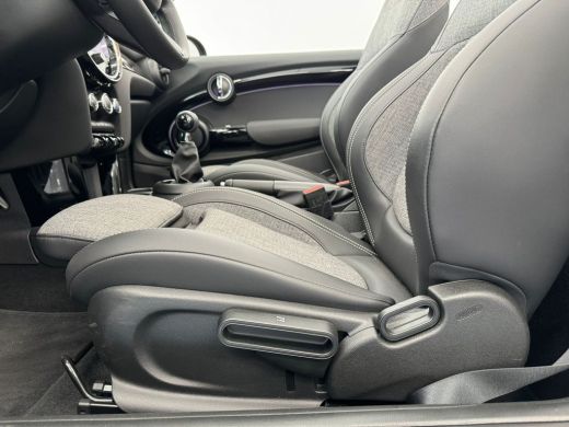 Mini Cabrio 1.5 Cooper Business Edition | Airco | Cruise control | Carplay | Leder | Alarm | DAB | LED | | Ai... ActivLease financial lease