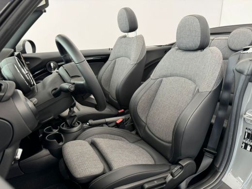 Mini Cabrio 1.5 Cooper Business Edition | Airco | Cruise control | Carplay | Leder | Alarm | DAB | LED | | Ai... ActivLease financial lease