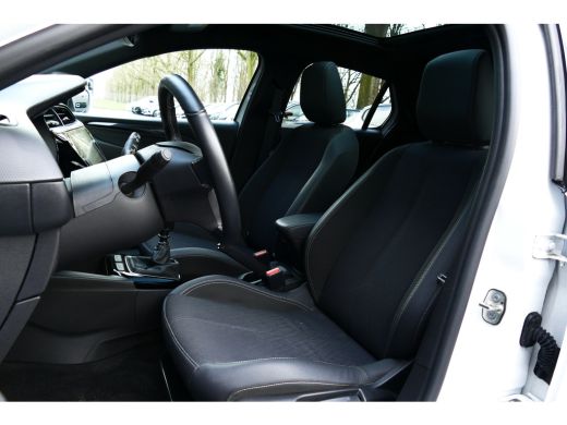 Opel Corsa Opel 1.2 TURBO 100PK 5-DRS ELEGANCE GS / NAVI / CLIMA / PDC / 17"LMV / CAMERA / PANO.DAK / FULL-L... ActivLease financial lease