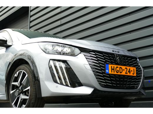 Peugeot 208 1.2 PURTECH 100PK 5-DRS GT / NAVI / CLIMA / PDC / 17"LMV / CAMERA / KEYLESS / FULL-LED / BLUETOOT... ActivLease financial lease