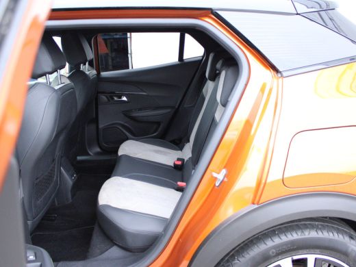 Peugeot e-2008 EV GT 50 kWh NL AUTO | CAMERA | CARPLAY | 3D COCKPIT ActivLease financial lease