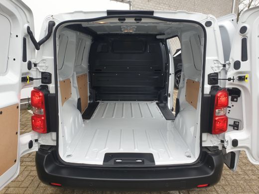 Peugeot Expert 1.5 BlueHDi 120 S&S L2 ActivLease financial lease