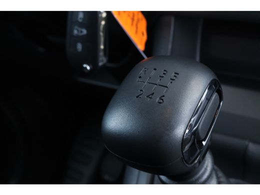 Peugeot Expert 2.0 BlueHDi 145 L2 | Cruise Control | Camera | Navi | Carplay | PDC | Dodehoekbewaking ActivLease financial lease