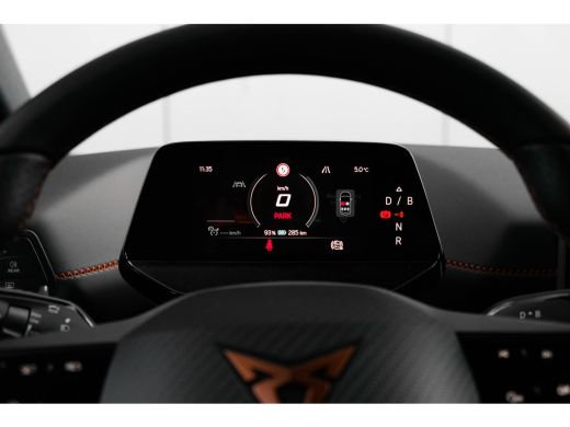 Seat Born Business | Ambient Light | Stoelverwarming | Travel Assist | Privacy glas | 19" Velgen LM | Achte... ActivLease financial lease