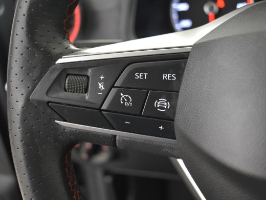 Seat Ibiza 1.0 EcoTSI 96pk FR | FABRIEKSGARANTIE TOT 10-2026 | 100% Dealeronderhouden | Cruise control | Par... ActivLease financial lease