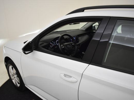 Skoda Kamiq 1.0 TSI 111pk Ambition | 100% Dealeronderhouden | 1ste eigenaar | Cruise control | Parkeersensore... ActivLease financial lease
