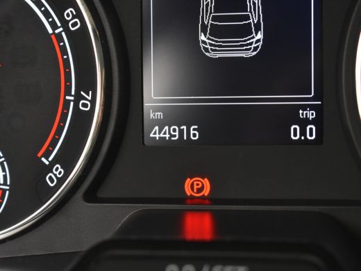 Skoda Kamiq 1.0 TSI 111pk Ambition | 100% Dealeronderhouden | 1ste eigenaar | Cruise control | Parkeersensore... ActivLease financial lease