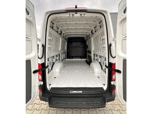 Volkswagen Crafter 30 2.0 TDI L2H2 Highline ActivLease financial lease
