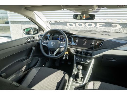 Volkswagen Polo Volkswagen Life Edition Inclusief €2000,- inruilvoordeel | 'App-Connect' draadloze smartphone int... ActivLease financial lease