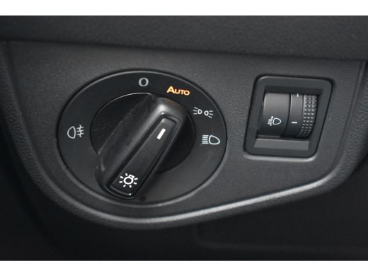 Volkswagen Polo 1.0 TSI 95 5MT Life Edition Inclusief €2000,- inruilvoordeel + €1000,- korting  | 'App-Connect' d... ActivLease financial lease