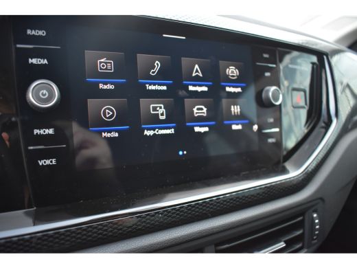 Volkswagen Polo 1.0 TSI 95 5MT Life Edition Inclusief €2000,- inruilvoordeel + €1000,- korting  | 'App-Connect' d... ActivLease financial lease