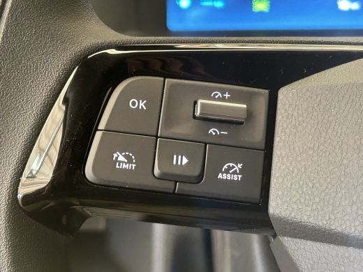 Citroën Jumpy Citroen 2.0 BlueHDI 145 L2 € 4.240,- Voorraad Voordeel |City Nav Pakket | Comfortwand |  Uit voor... ActivLease financial lease