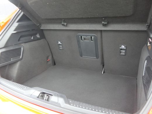 Ford Focus Ford 1.0 EcoBoost Hybrid ST Line | Panoramadak | Winterpack | Adaptief | 13.500 km ! | UNIEK !!! ActivLease financial lease