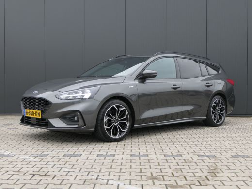 Ford FOCUS Wagon 1.0 EcoBoost ST Line | Winterpack | Keyless | 18 Inch | Privacy Glass | Climate Control | LED | D... Ford FOCUS Wagon 1.0 EcoBoost ST Line | Winterpack | Keyless | 18 Inch | Privacy Glass | Climate Control | LED | D...