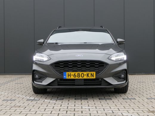 Ford FOCUS Wagon 1.0 EcoBoost ST Line | Winterpack | Keyless | 18 Inch | Privacy Glass | Climate Control | LED | D... ActivLease financial lease