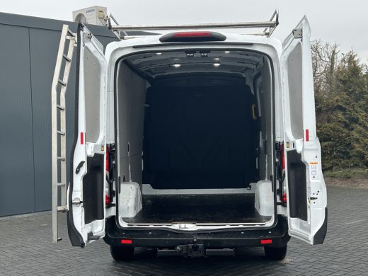 Ford Transit 2.0 TDCI / L2H2 / 1e EIGENAAR / IMPERIAAL / TREKHAAK / AIRCO / CRUISE / 3-ZITS ActivLease financial lease