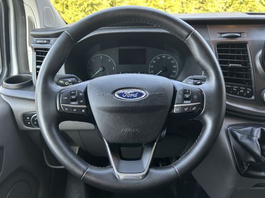 Ford Transit Custom 2.0 TDCI 130 PK / L2H1 / 2.800 KG AHG / CAMERA / AIRCO / CRUISE / NAVI / STOELVERWARMING ActivLease financial lease